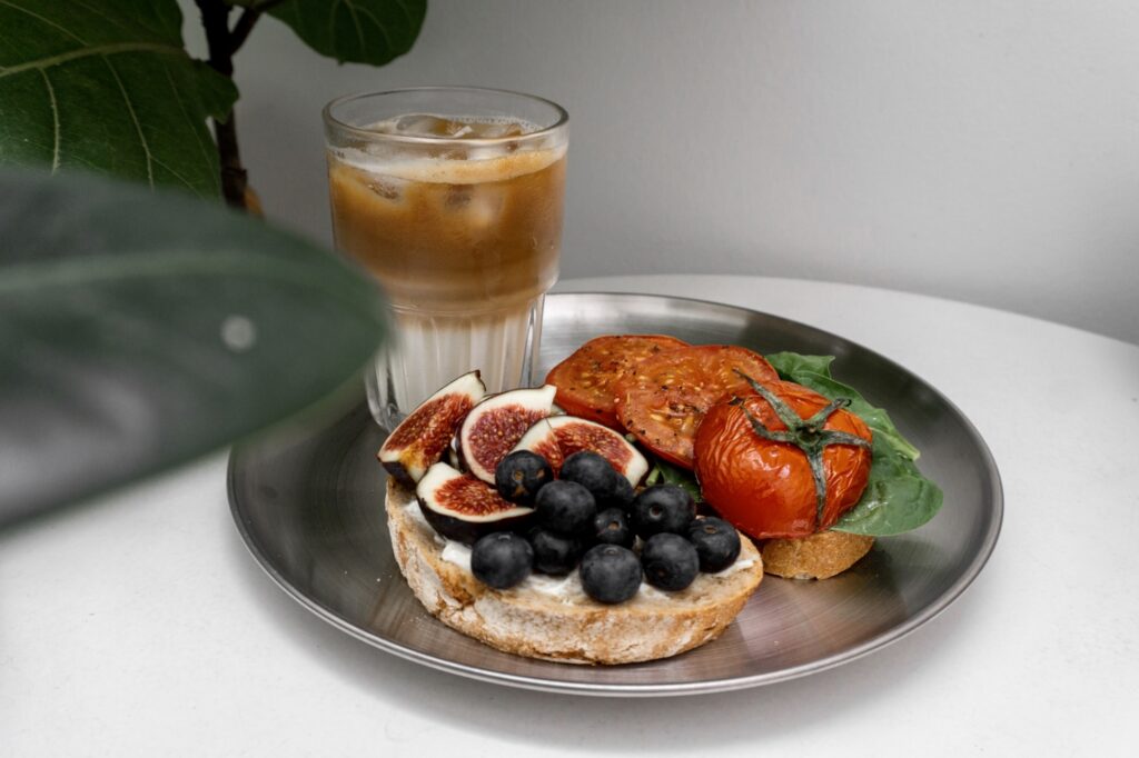 Un Petit Déjeuner Sain pour Bien Commencer la Journée