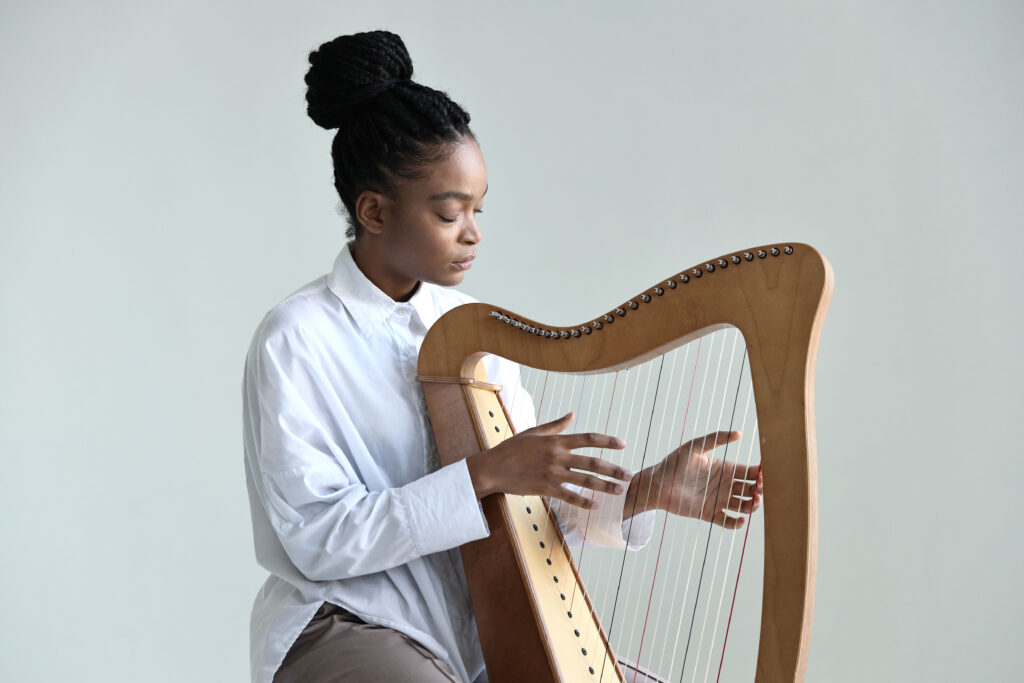 La harpe : mélodies célestes et grâce envoûtante