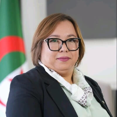 Qui est Nassima Arhab, la femme politique ?