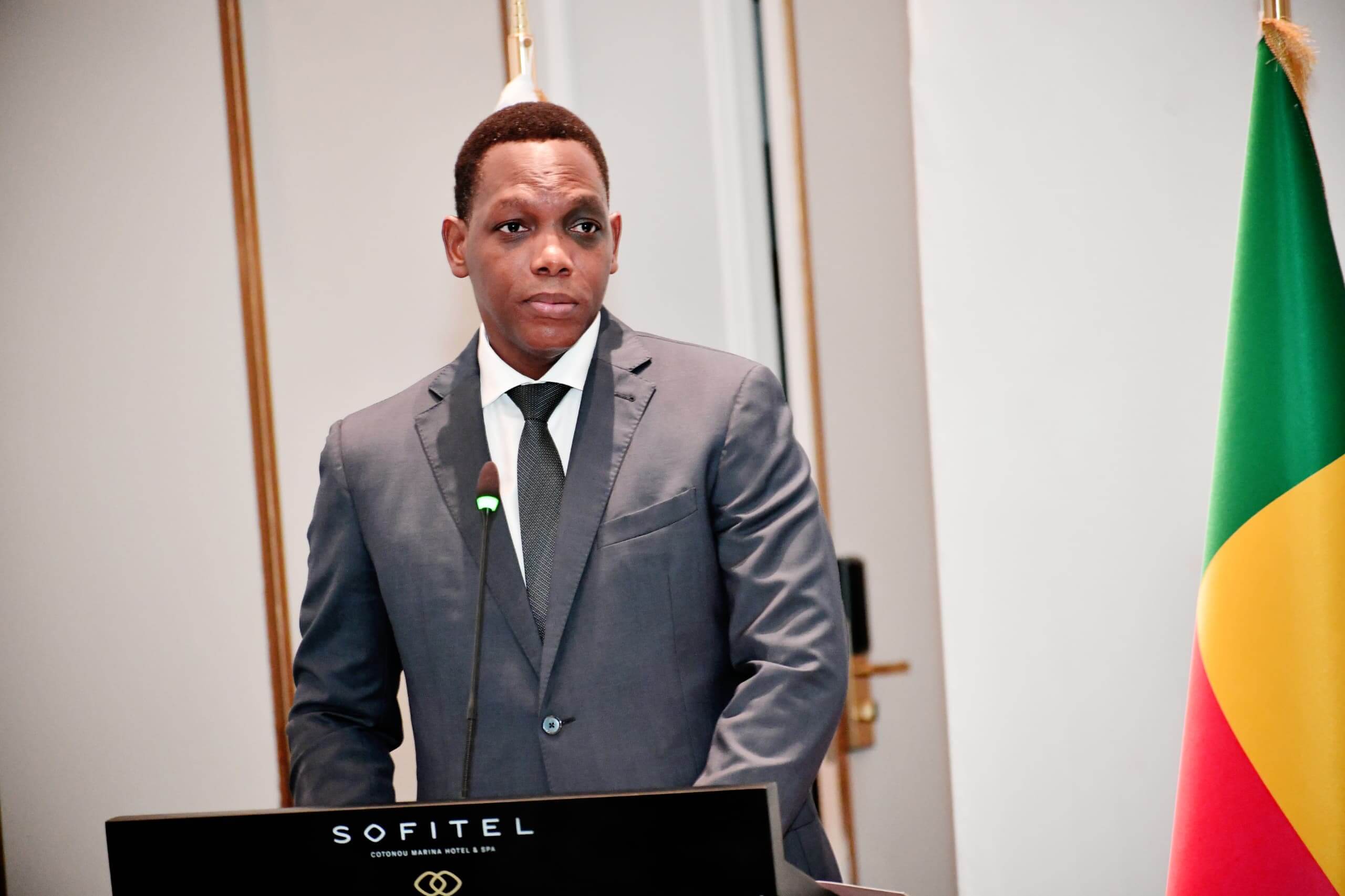 Qui est Yvon Détchénou, l’homme politique béninois devenu garde des Sceaux ?