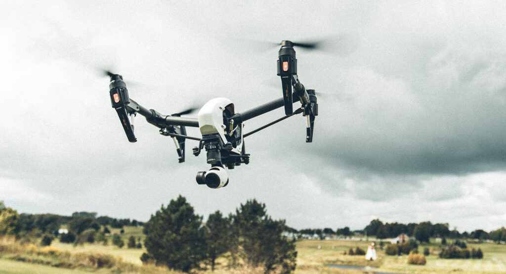 Escalade des tensions en Ukraine : abattage de drones et bombardements dans les régions frontalières