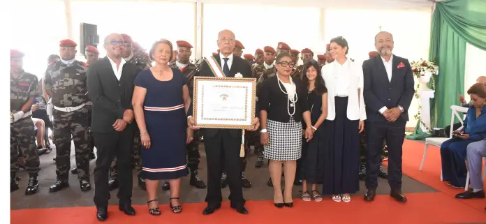 Hommage aux pionniers de l’entrepreneuriat malagasy : Andrianarivelo-Razafy décorés