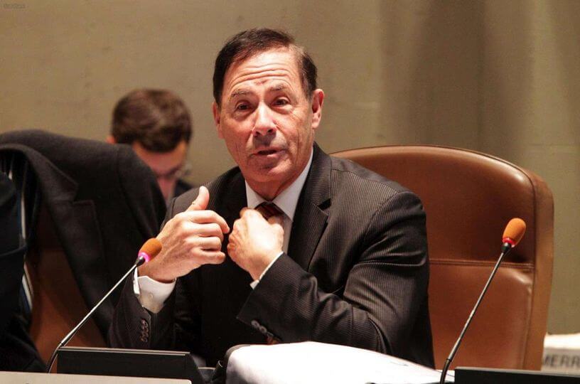 Qui est Alain Cazabonne ?