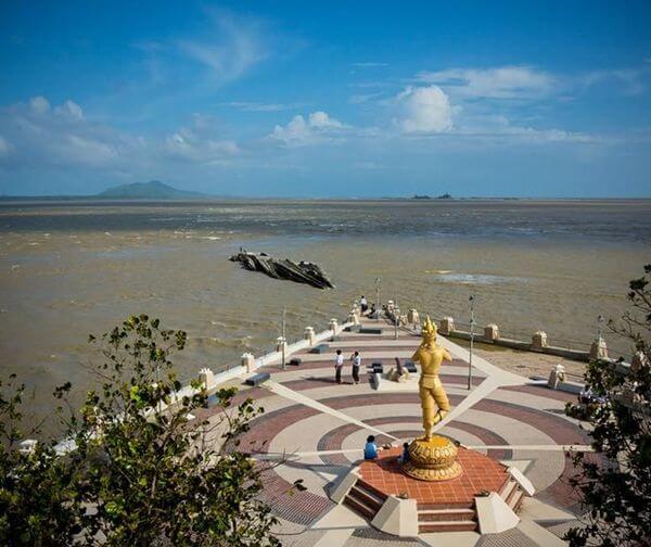 Sittwe: une ville entre terre et mer