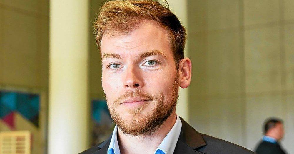 Qui est Jean-Charles Larsonneur ?