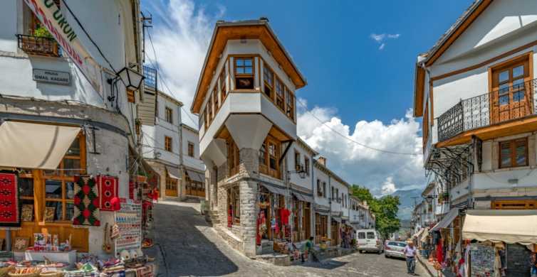 Gjirokastër : la ville de la pierre et de l’histoire en Albanie