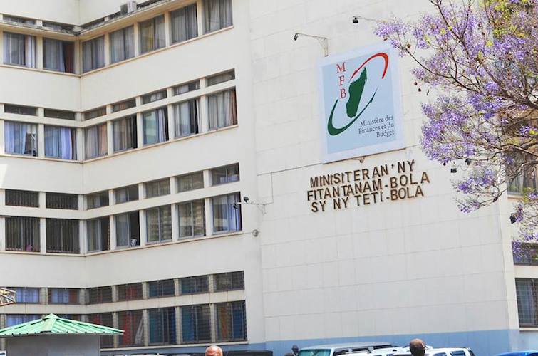 Report de la cinquième revue de la FEC à Madagascar : attente du prochain président élu