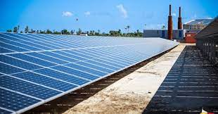 Lumière sur Sambava : inauguration d’une centrale solaire et ambitions électriques du gouvernement