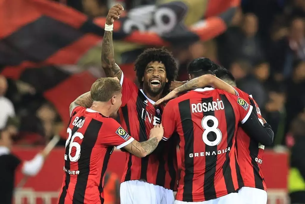 OGC Nice triomphe et prend la tête de la Ligue 1