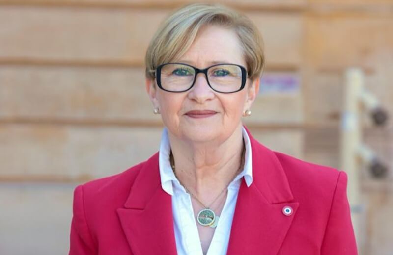 Qui est Gisèle Lelouis ?