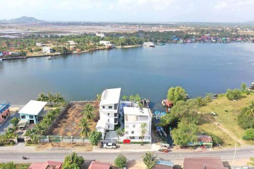 La sécurité à Phumi Samraong : un défi permanent