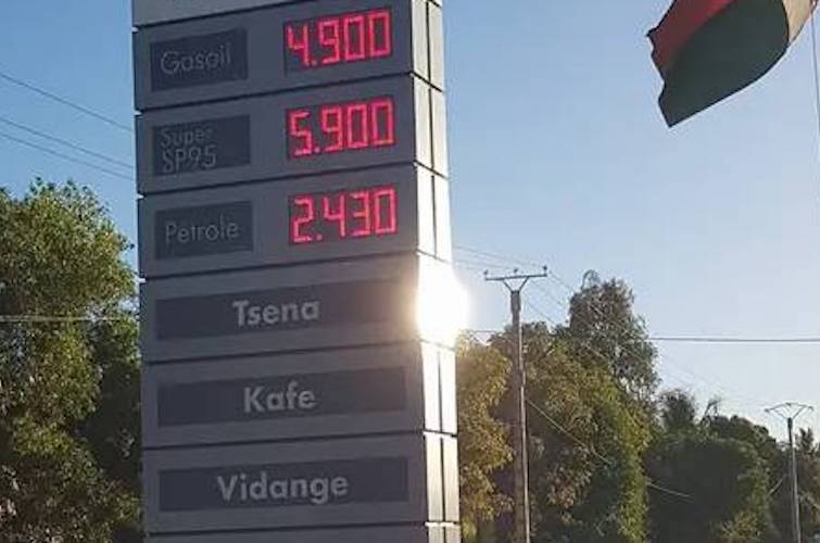 Possibilité de hausse des prix à la pompe en 2024 en raison de la volatilité des prix du pétrole