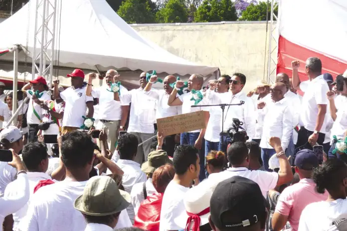 Crise politique à Madagascar : la place du 13 mai, épicentre du pouvoir ?