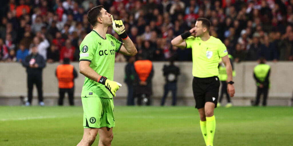 Emiliano Martinez, l’antihéros des Dogues : de la Coupe du monde au rejet de Lille en Ligue Europa Conférence