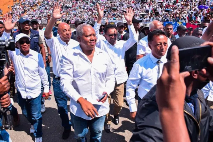 Crise politique à Madagascar: le Collectif des candidats maintient la pression