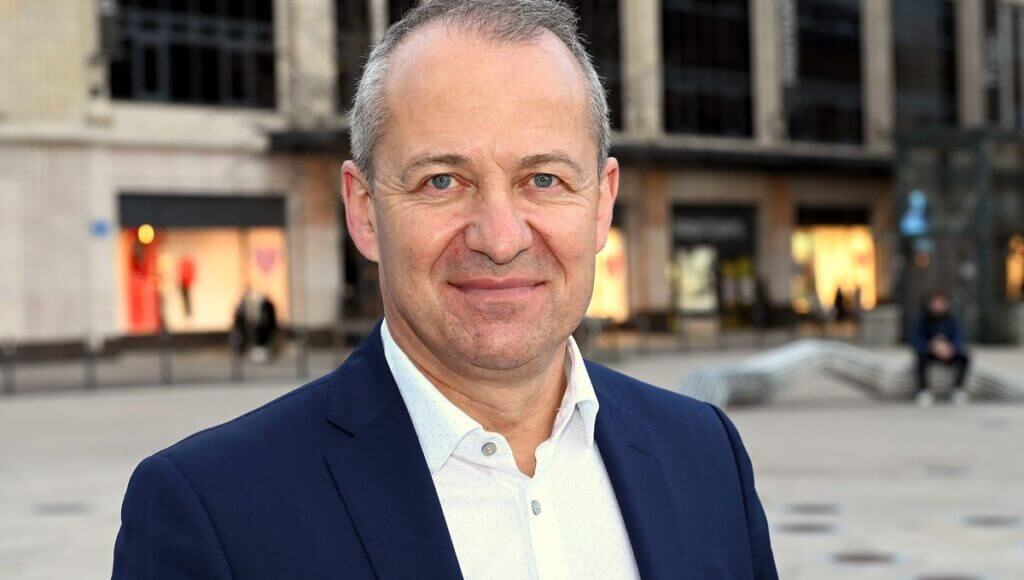 Qui est Jean-François Husson?