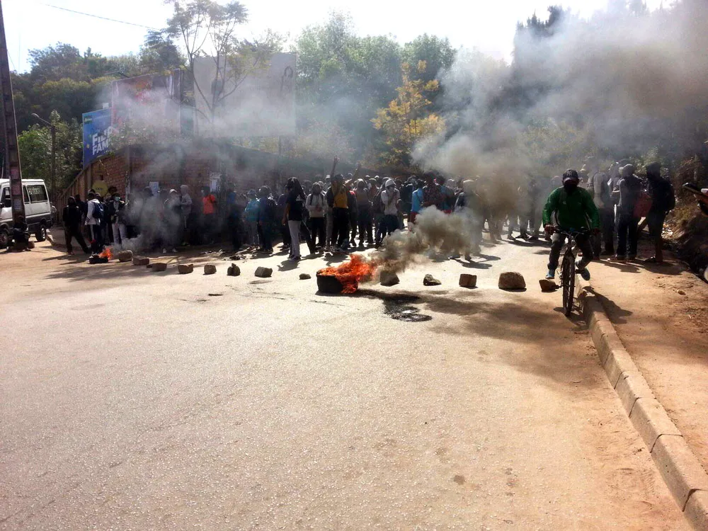 Étincelles de révolte à l’université d’Ankatso