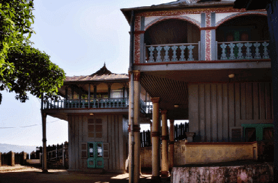 Qui était Andriantsimitoviaminiandriana ?