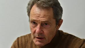 Qui est Michel Lauzzana ?