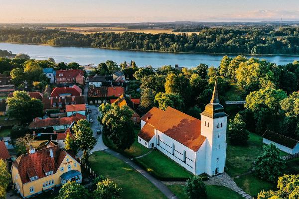Viljandi : découvrez la vie dans la ville historique de l’Estonie