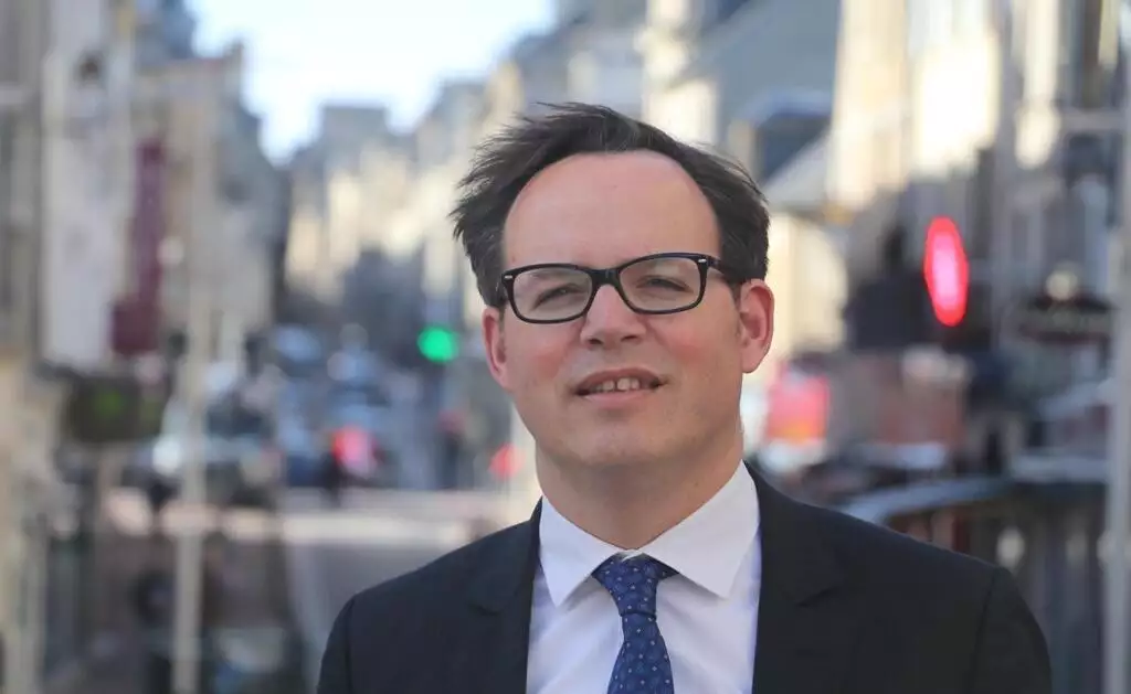 Qui est Bertrand Bouyx ?