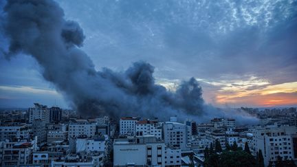 À travers l’objectif de Sameh : un regard intime sur le quotidien du conflit Israël-Hamas à Gaza