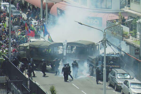 Tensions à Nouméa : manifestations à haut risque en Nouvelle-Calédonie