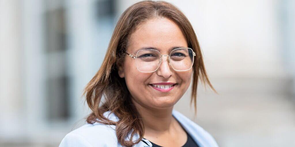 Qui est Farida Amrani ?