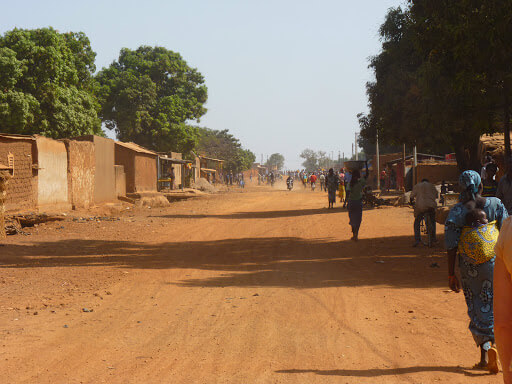 Exploration de Batié : à la découverte d’une oasis culturelle et naturelle dans l’ouest du Burkina Faso