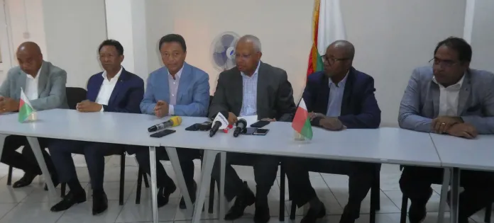 Collectif des candidats : à la recherche d’une nouvelle direction