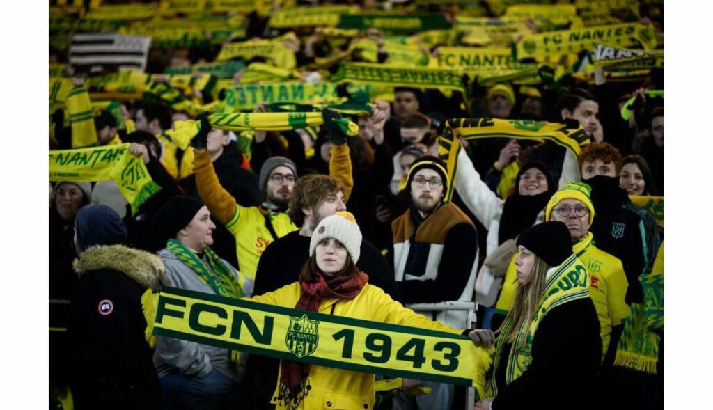Incident tragique avant le match FC Nantes vs OGC Nice : décès d’un supporteur