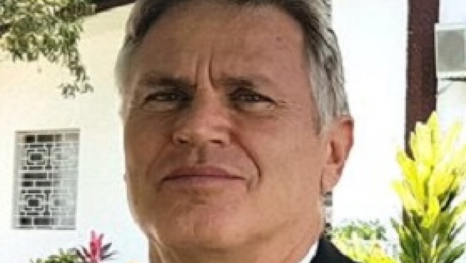 Qui est Terence Wills ?