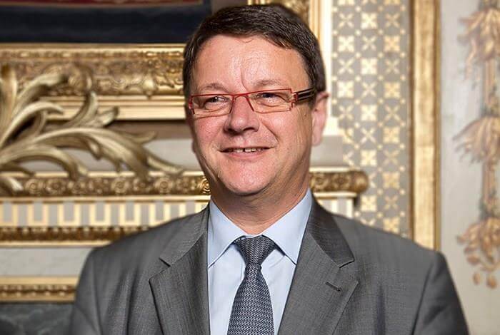 Qui est Claude Kern ?