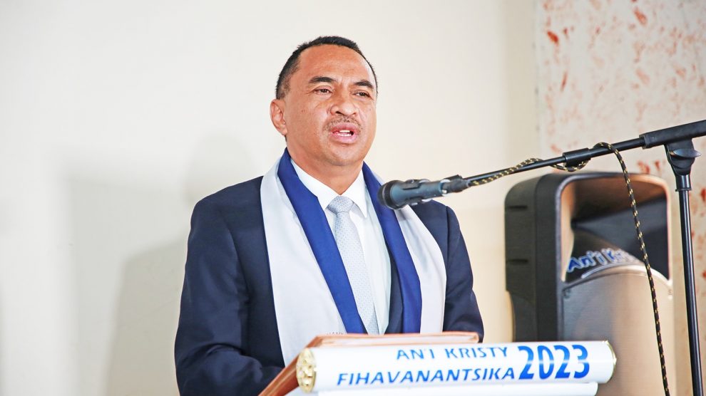 Lalaina Ratsirahonana : l’appel à l’unité et au dialogue dans une élection tendue