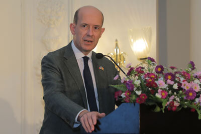 Qui est Jean-François Pactet ?