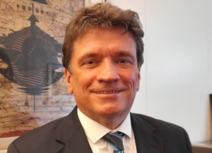 Qui est Sylvain Riquier ?