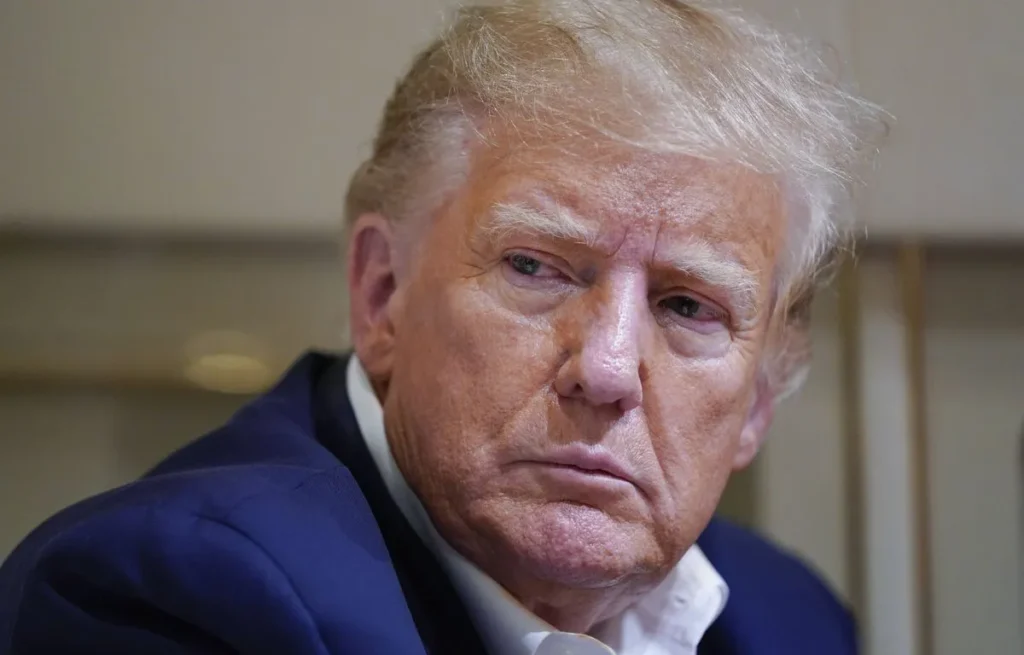 La possible inéligibilité de Donald Trump pour l’élection présidentielle de 2024