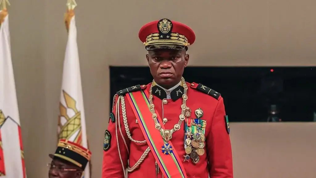 Gabon : entente cordiale à Paris entre Emmanuel Macron et le Général Oligui Nguema