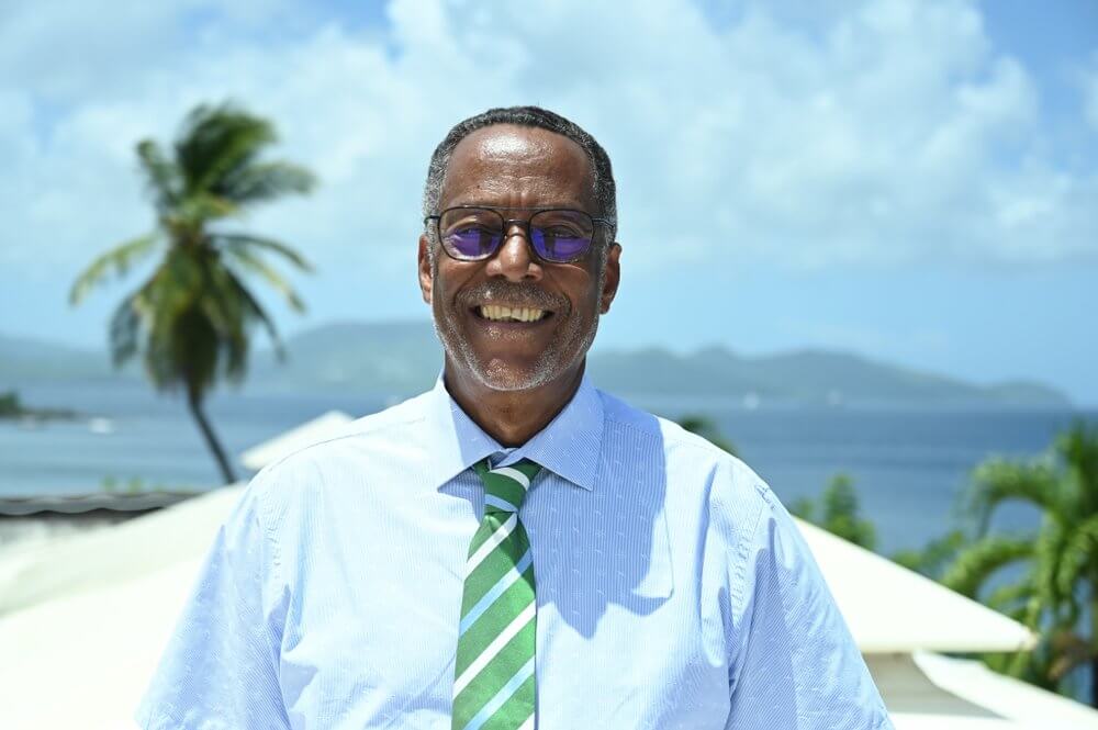 Qui est Frédéric Buval?