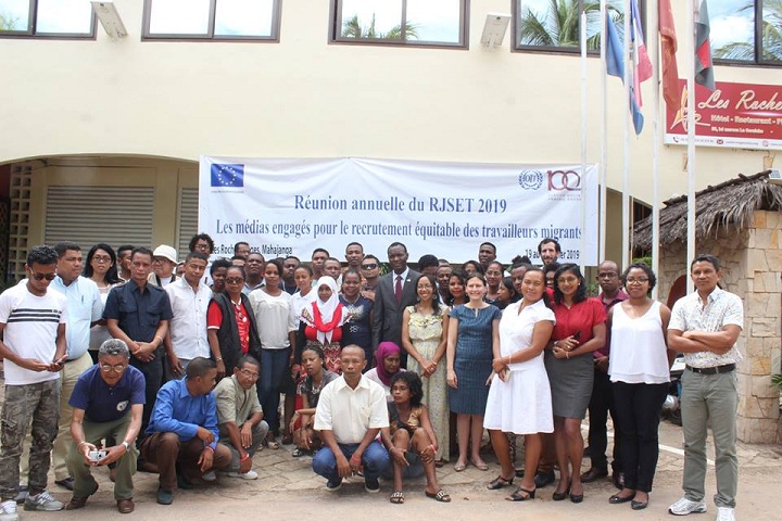 Promotion du travail décent : capacitation du réseau de journalistes spécialisés