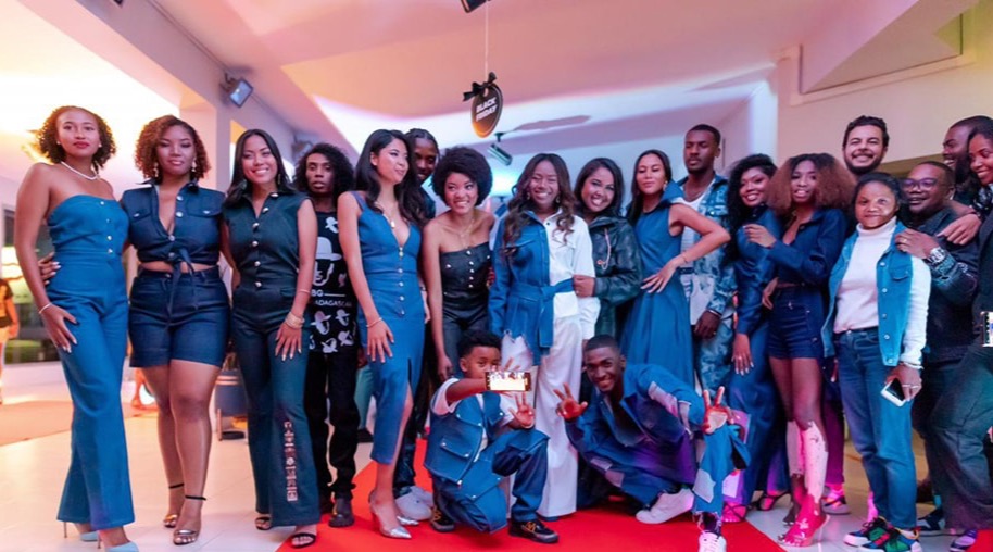 Soirée de défilé : BoGasy dévoile sa collection décontractée en denim