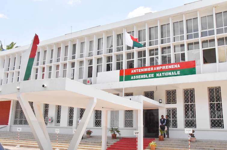 Course à la vice-présidence de l’Assemblée nationale : l’IRD en quête du successeur de Papasolo