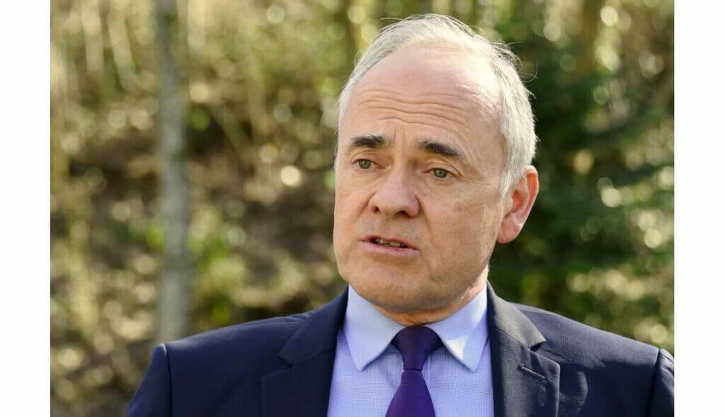 Qui est Jean-Jacques Gaultier ?