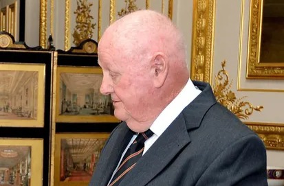 Qui est John Franklyn Mars?