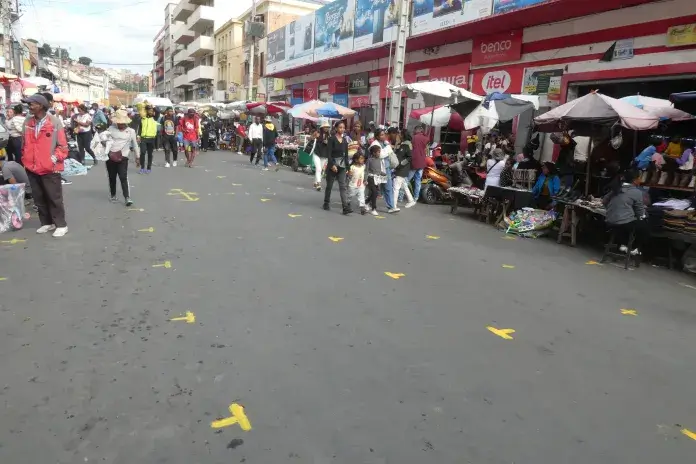 Nouveau marché trihebdomadaire à Analakely : circulation restreinte pour favoriser le commerce