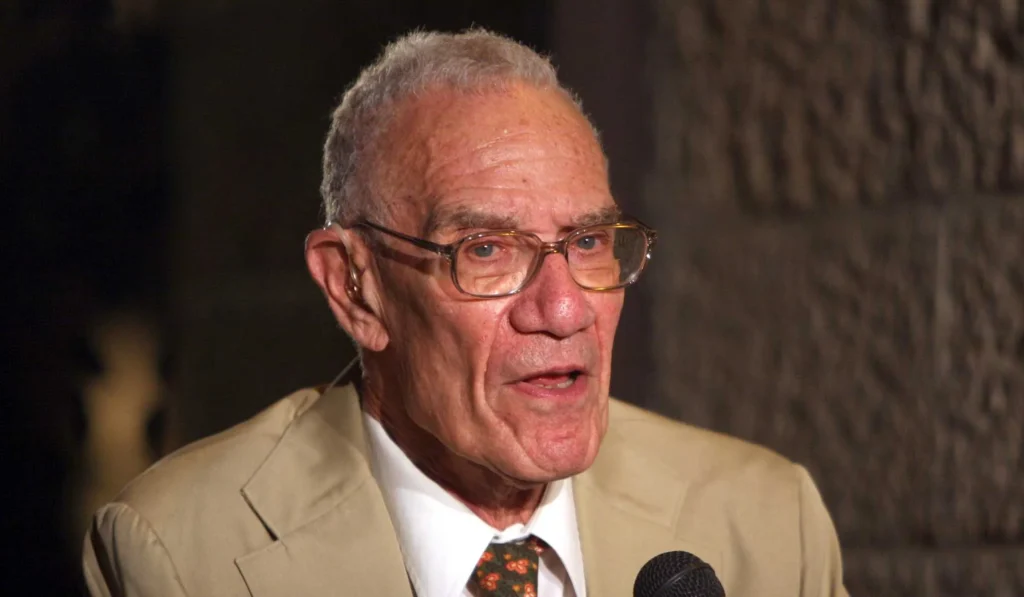 Robert Solow : une figure éminente de l’économie moderne