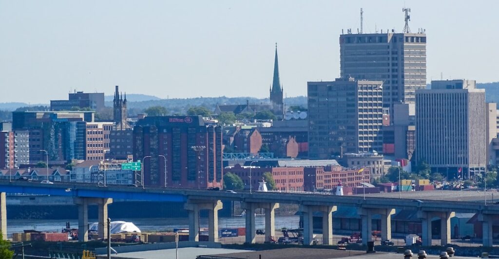 Vivre à Saint John’s, Antigua: comprendre les dépenses quotidiennes dans la capitale des caraïbes