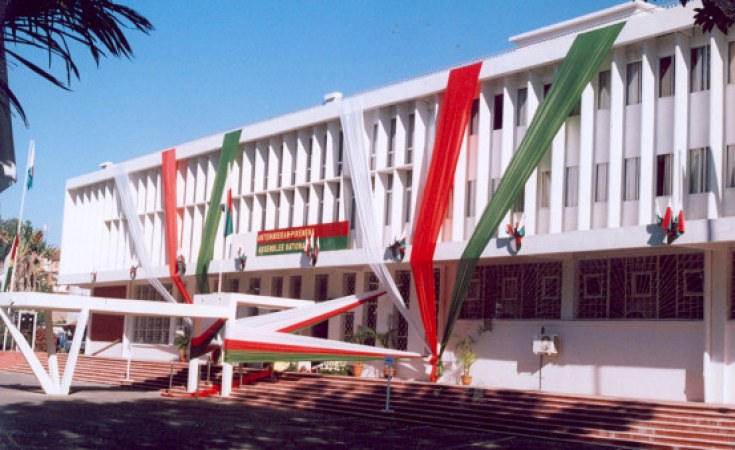 Tensions à l’Assemblée nationale : appel à l’action face à la grève