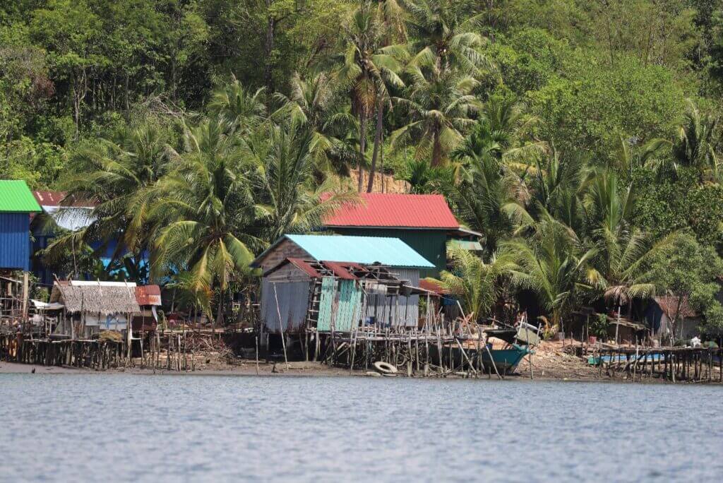 Sécurité à Sre Ambel : enjeux et initiatives dans une zone de transition