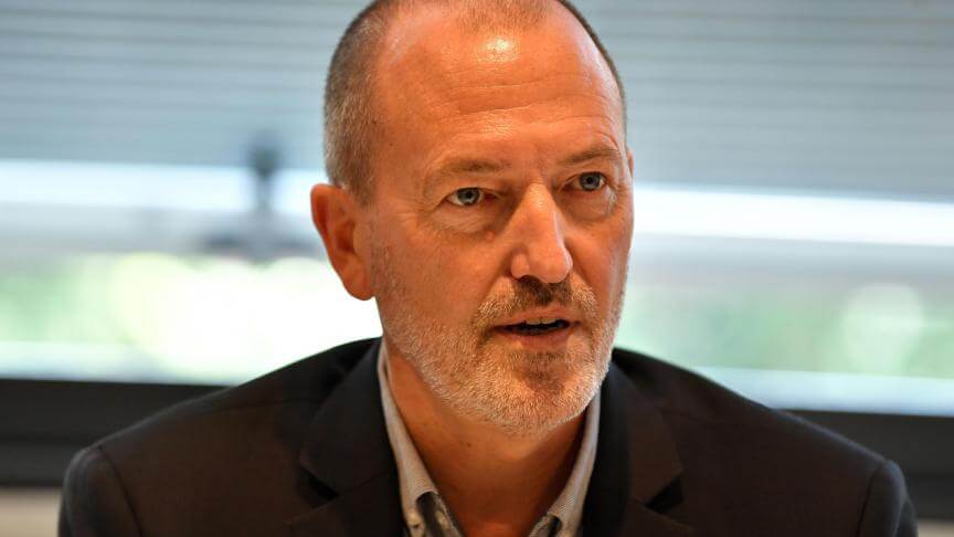 Qui est Roger Vicot ?